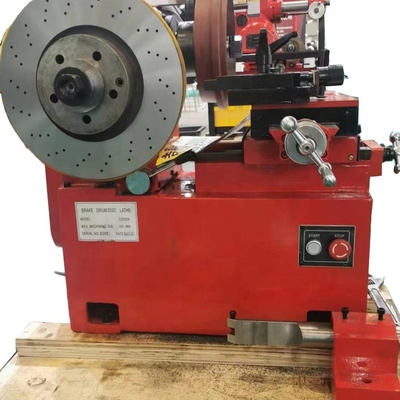 Merah Putih 350mm Brake Drum Mesin Lathe C9335A Dengan Kecepatan Berputar 130r / Min