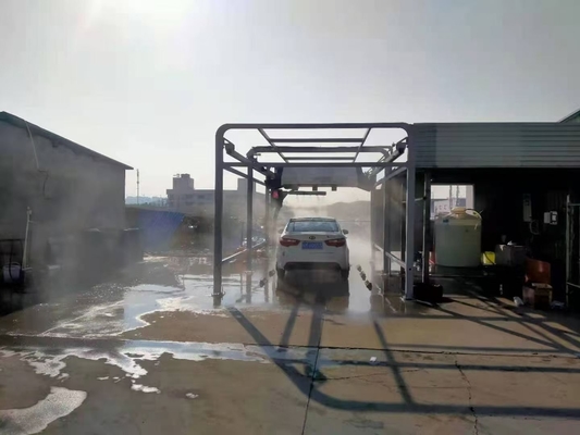 7500*3500*3200mm Cuci Mobil Otomatis Bebas Sentuh Logam AC380V 100Bar Sistem Cuci Mobil Tanpa Sentuh