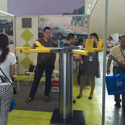 Desain Tersembunyi Hidrolik Lantai Tunggal Tiang Angkat Mobil 3500kg Untuk Cuci Mobil